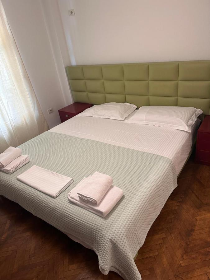 Noemi Apartment Tirana Buitenkant foto